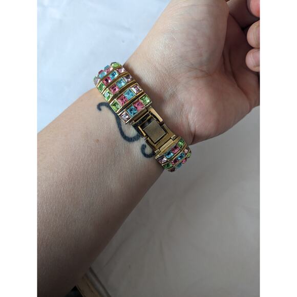 Swanie Women's Mulicolored Sparkle Rhinestone Watch 7in Working - Picture 3 of 7